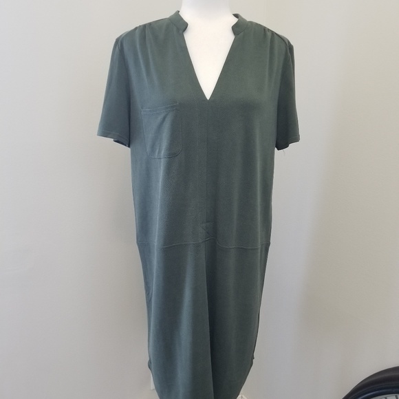 Green popover shirtdress by First Love - Picture 3 of 6